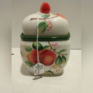 Harry and David peach ceramic jam pot.